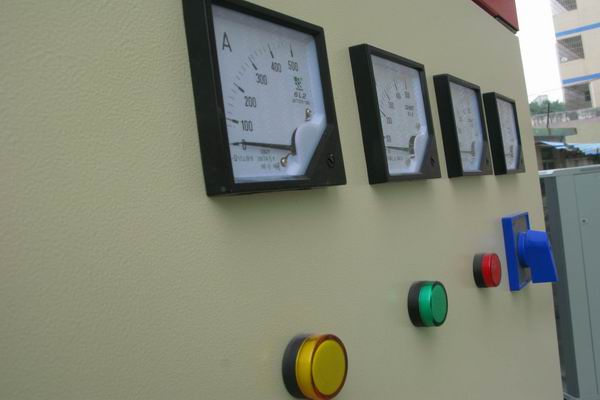 武川配电柜-3683讲讲配电柜注意事项